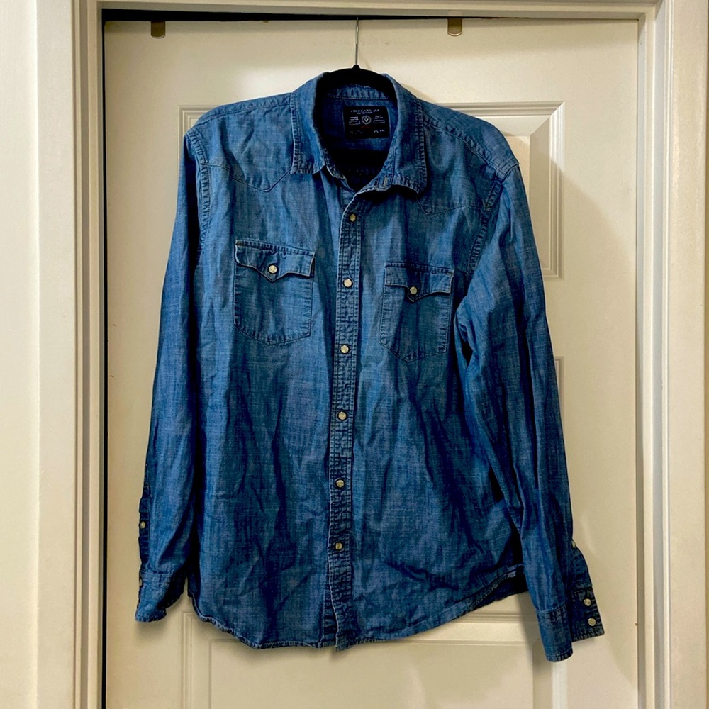 American Eagle | Vintage Fit | Women’s XXL | Pearl Snap Button